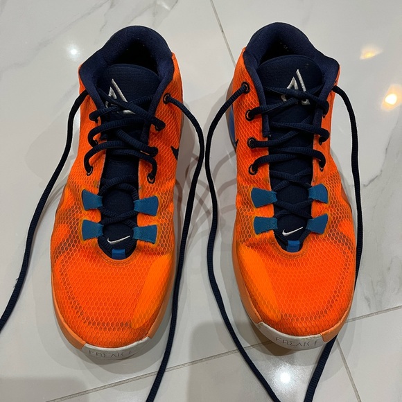 Zoom Freak 1 - Picture 1 of 5